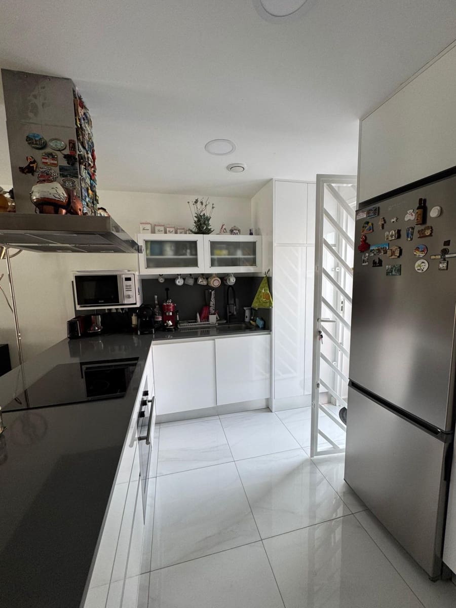 3 sypialnia Dom szeregowy na sprzedaż w Bigastro z basenem - 238 000 € (Ref: 9690884)