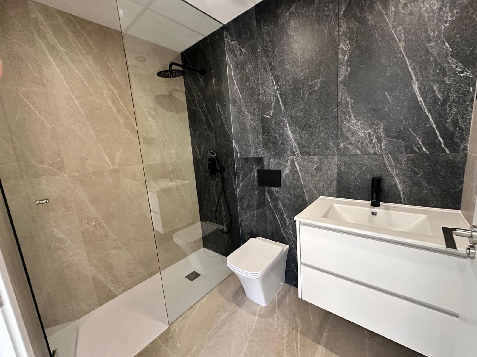 2 slaapkamer Appartement te koop in Los Alcazares met zwembad - € 299.000 (Ref: 9696444)