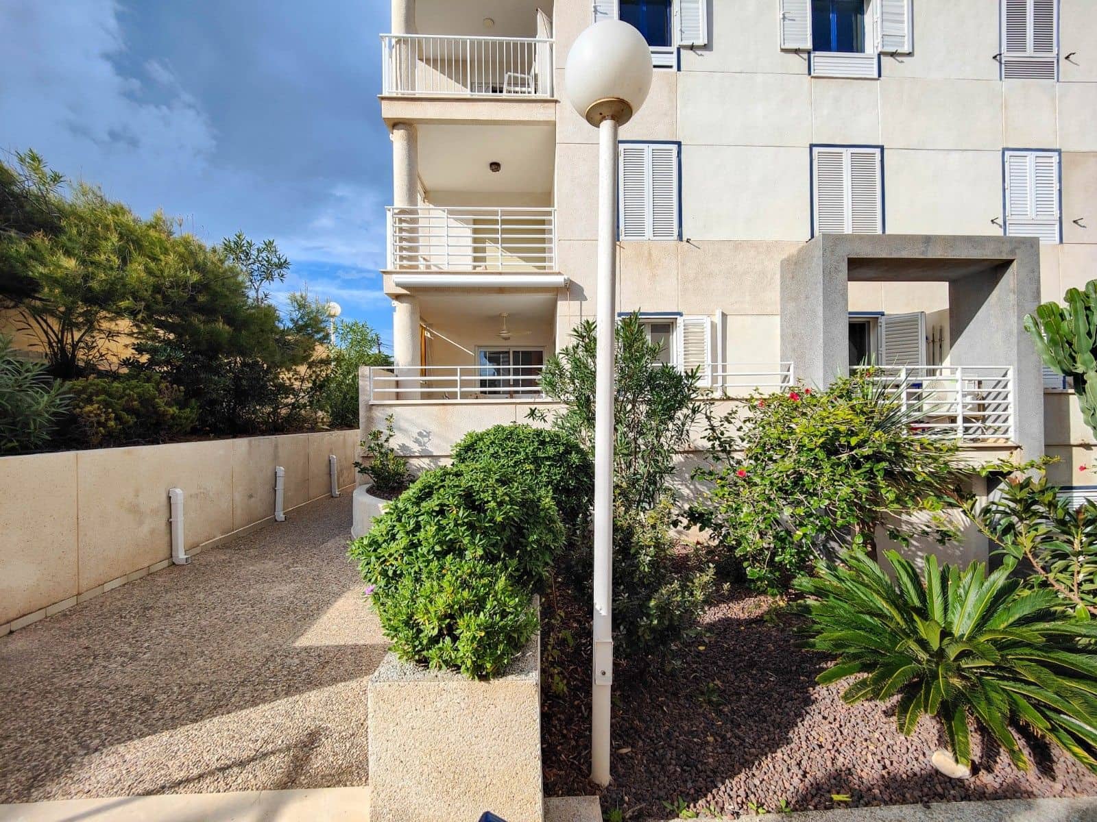 2 bedroom Apartment for sale in La Mata - € 195,000 (Ref: 9701731)