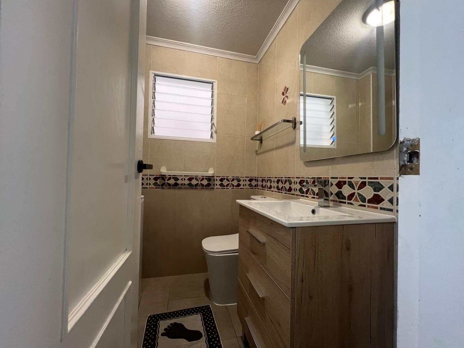 2 bedroom Apartment for sale in Torrevieja - € 159,900 (Ref: 9701738)