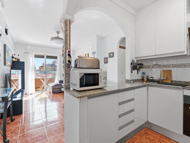 2 sovrum Lägenhet till salu i Torrevieja - 145 000 € (Ref: 9701749)