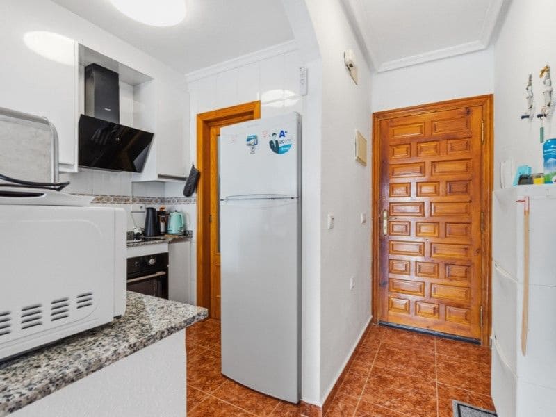 2 sovrum Lägenhet till salu i Torrevieja - 145 000 € (Ref: 9701749)
