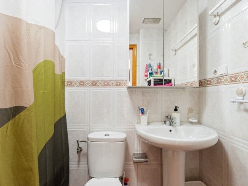 2 sovrum Lägenhet till salu i Torrevieja - 145 000 € (Ref: 9701749)