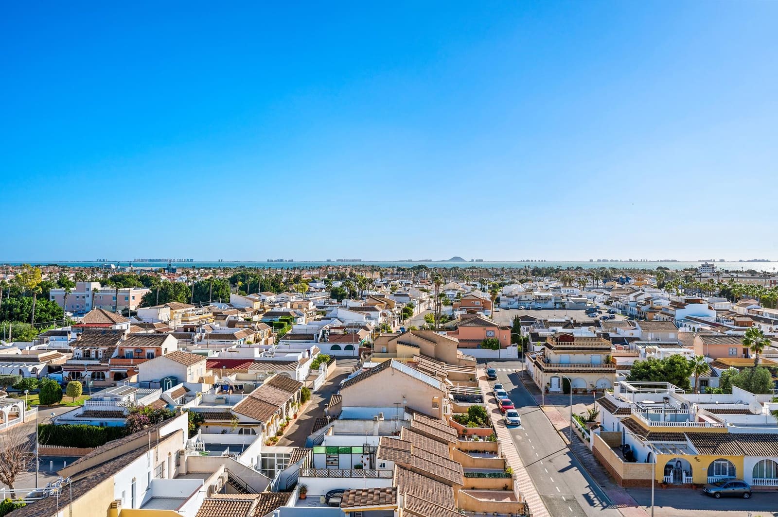 3 soveværelse Penthouse til salg i Los Alcazares med swimmingpool - € 419.900 (Ref: 9701791)