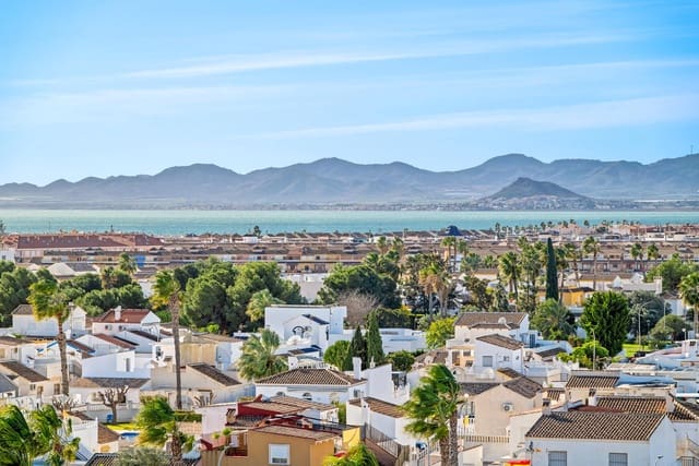 3 soveværelse Penthouse til salg i Los Alcázares med swimmingpool - € 419.900 (Ref: 9701791)