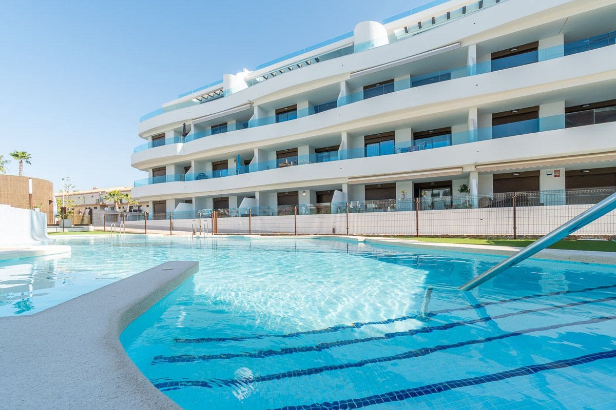 4 Zimmer Apartment zu verkaufen in Orihuela Costa mit Pool - 499.000 € (Ref: 9701799)