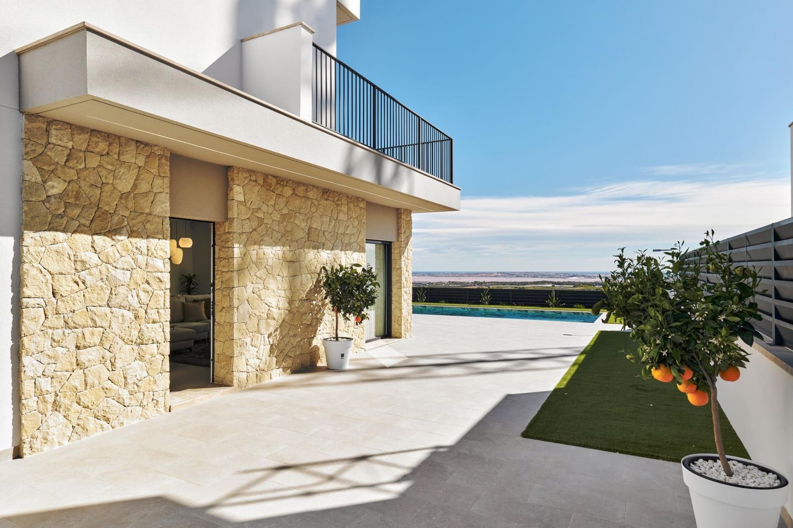 3 slaapkamer Villa te koop in San Miguel de Salinas - € 699.000 (Ref: 9701900)