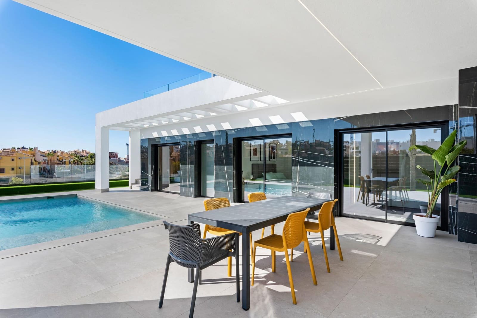 3 soveværelse Villa til salg i Algorfa - € 670.000 (Ref: 9701902)