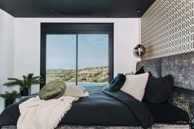 4 chambre Villa/Maison à vendre à Doña Pepa, Rojales - 1 450 000 € (Ref: 9701922)