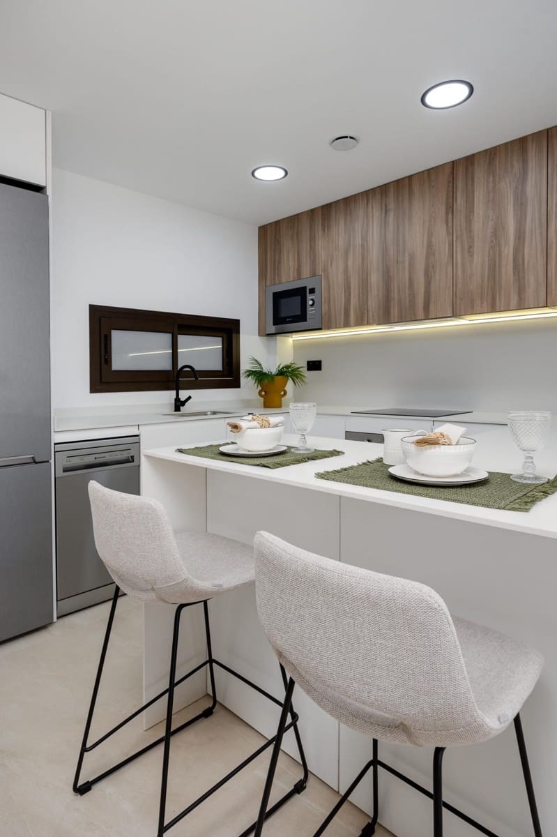 2 soveværelse Penthouse til salg i Los Alcazares med swimmingpool - € 320.000 (Ref: 9701958)