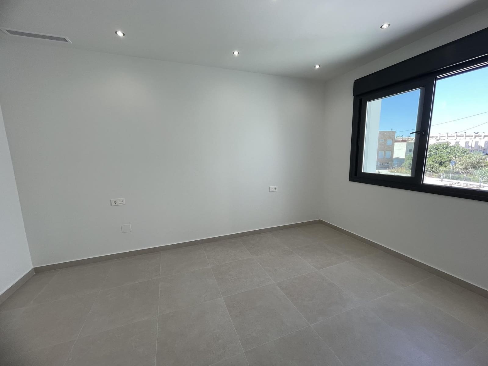 3 bedroom Villa for sale in Almoradi - € 359,900 (Ref: 9701962)