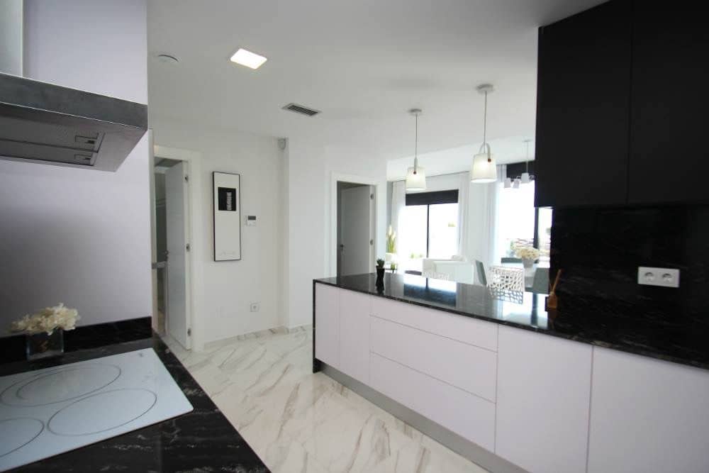 4 chambre Villa/Maison à vendre à San Miguel de Salinas avec piscine - 875 000 € (Ref: 9701999)