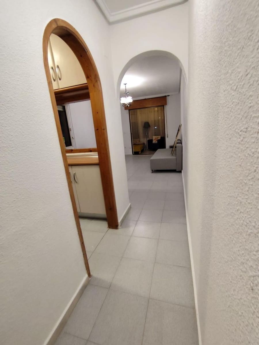 1 soverom Leilighet til salgs i Torrevieja - € 99 900 (Ref: 9704949)