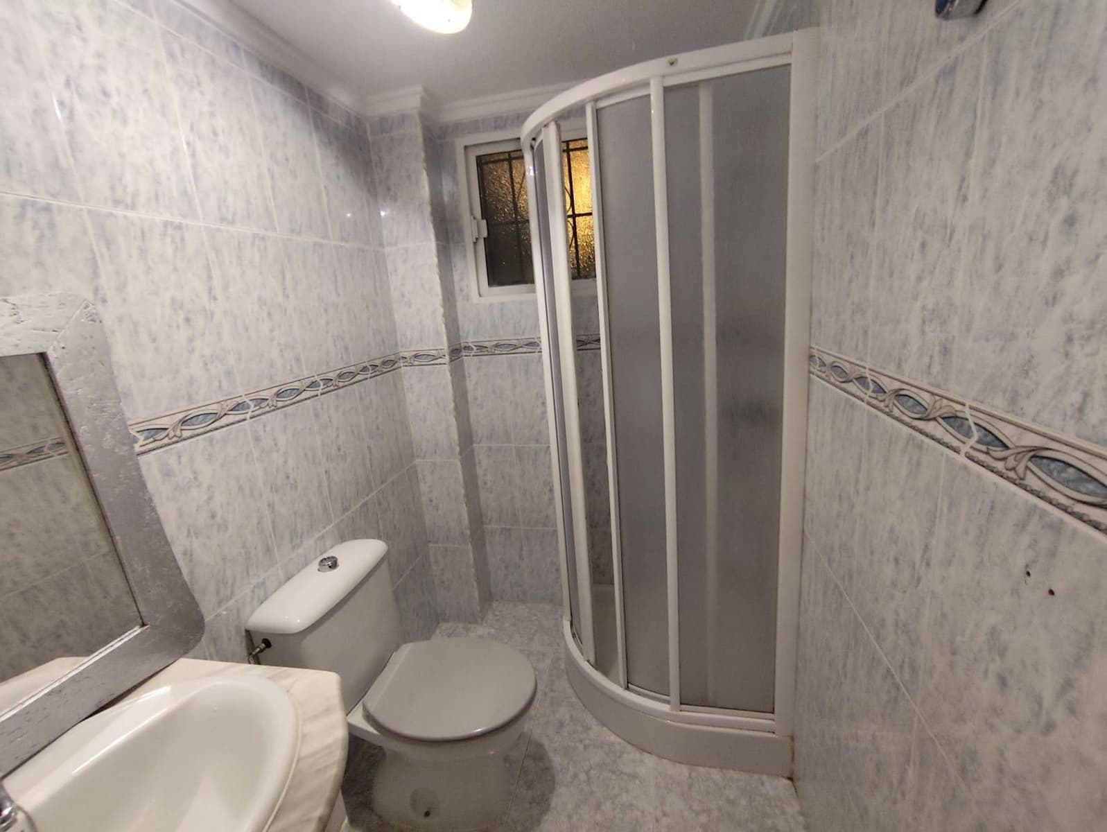 1 soverom Leilighet til salgs i Torrevieja - € 99 900 (Ref: 9704949)