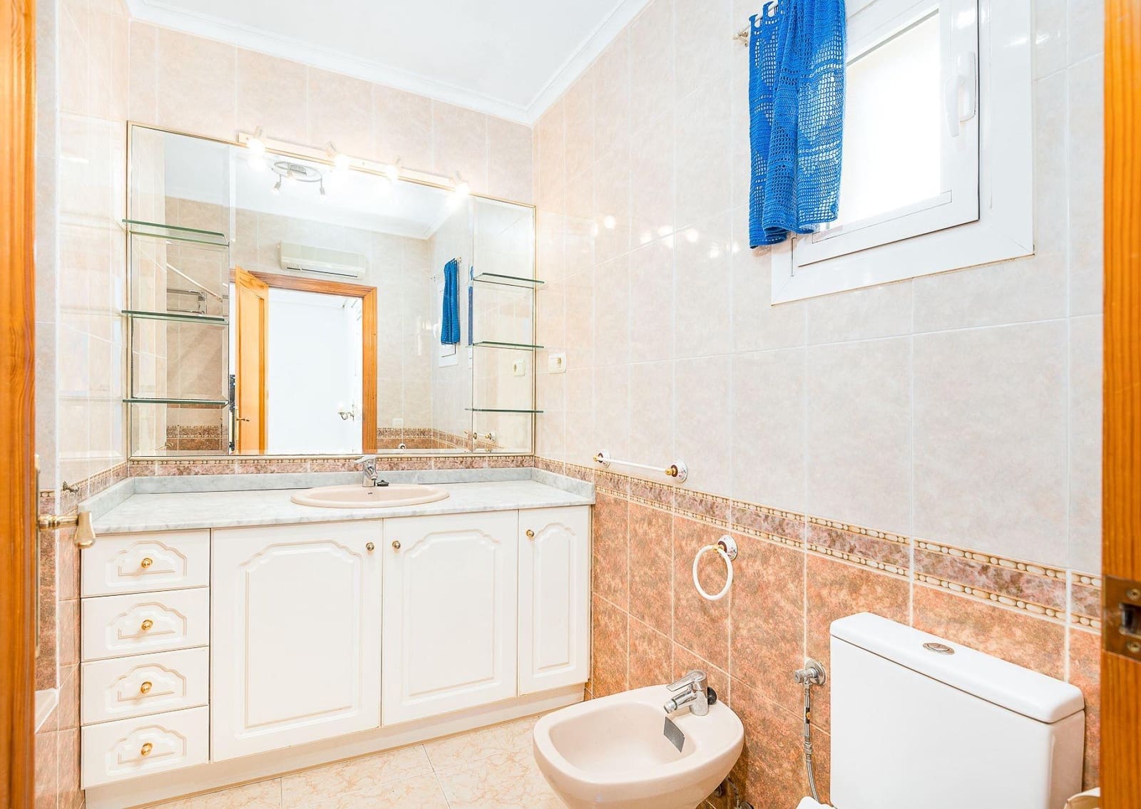 5 slaapkamer Villa te koop in Torrevieja - € 396.000 (Ref: 9707538)