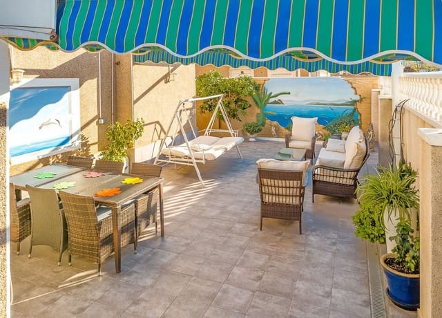 5 slaapkamer Villa te koop in Los Balcones - Los Altos, Torrevieja - € 396.000 (Ref: 9707538)