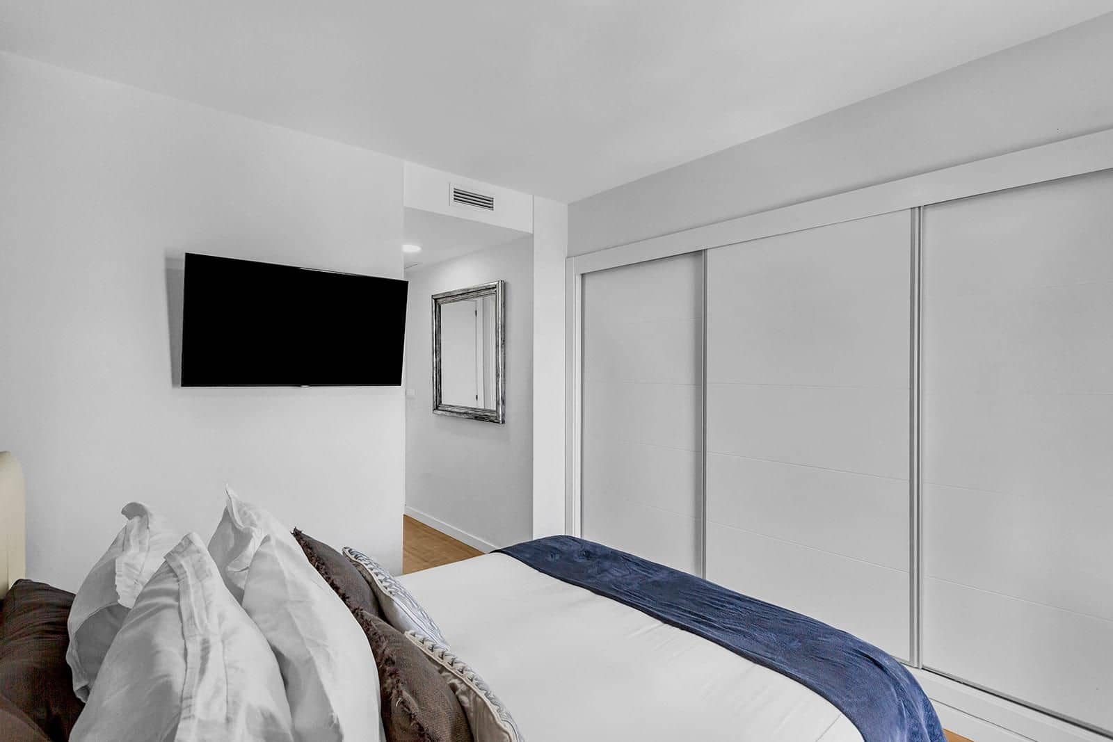 3 quarto Penthouse para venda em Alicante cidade com piscina - 1 100 000 € (Ref: 9707541)