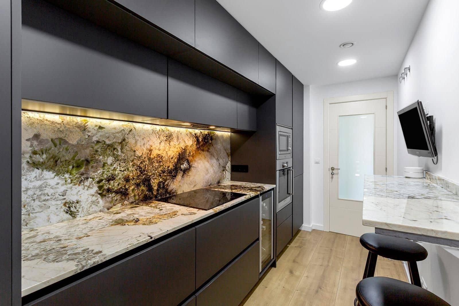 3 quarto Penthouse para venda em Alicante cidade com piscina - 1 100 000 € (Ref: 9707541)