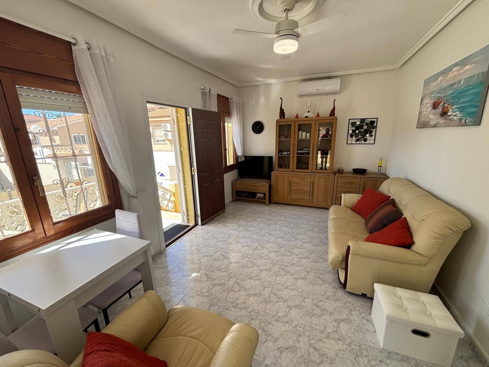 2 chambre Villa/Maison à vendre à La Marquesa avec piscine - 225 000 € (Ref: 9707542)