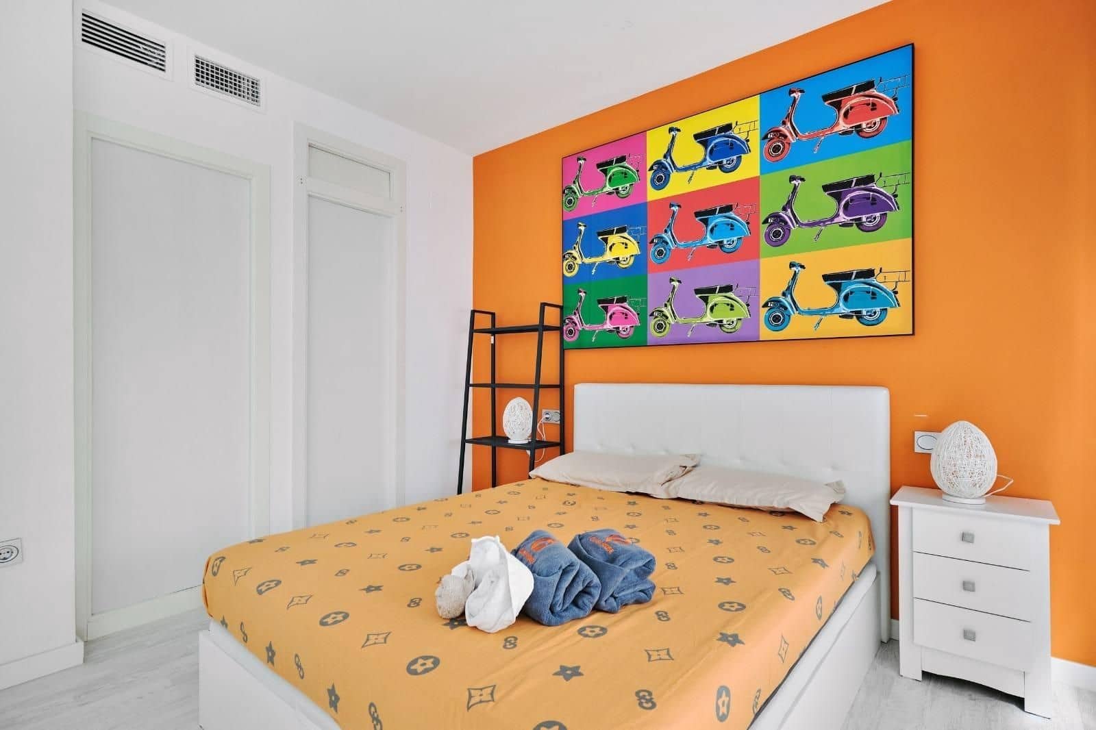 3 bedroom Apartment for sale in Torrevieja - € 360,000 (Ref: 9707545)