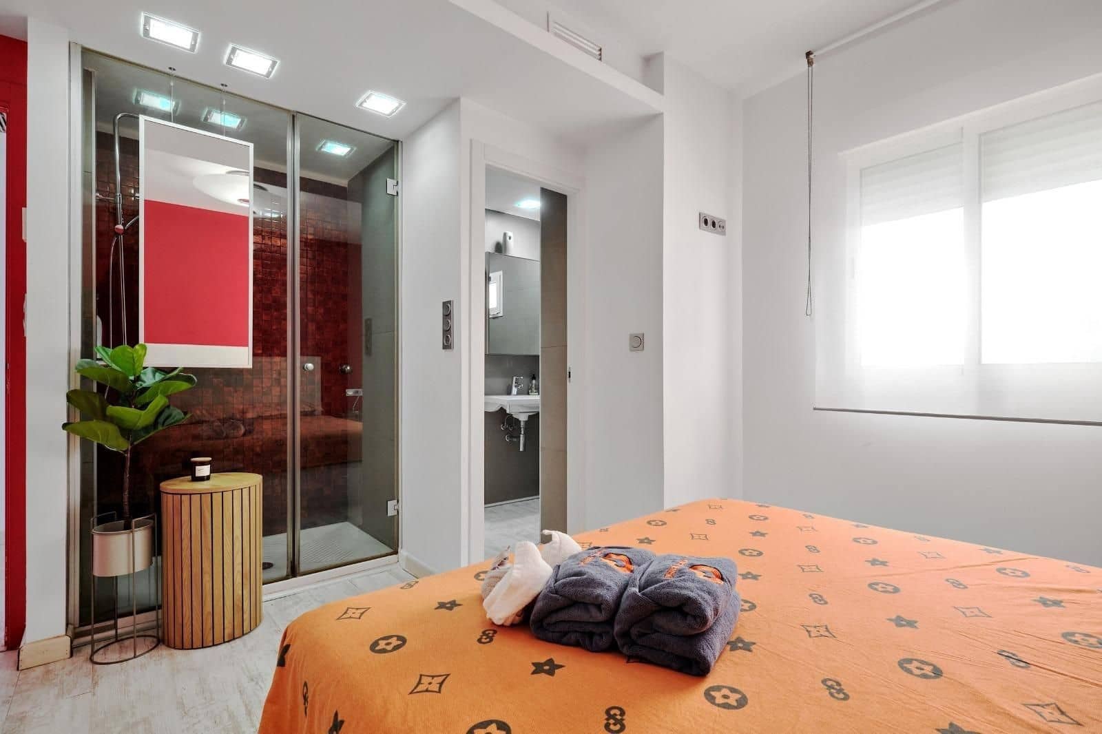 3 bedroom Apartment for sale in Torrevieja - € 360,000 (Ref: 9707545)