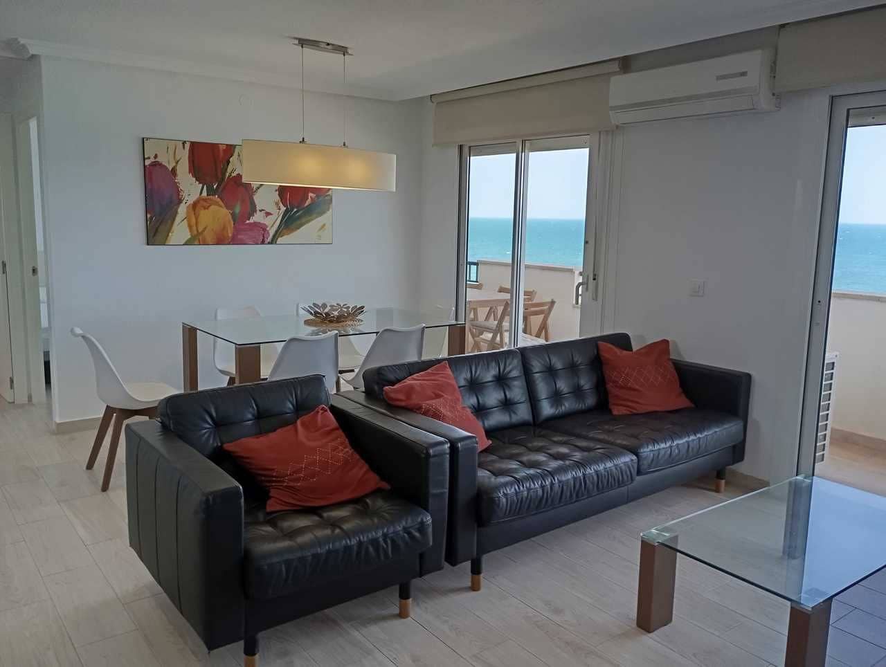 3 Zimmer Apartment zu verkaufen in Pilar de la Horadada mit Garage - 450.000 € (Ref: 9720059)