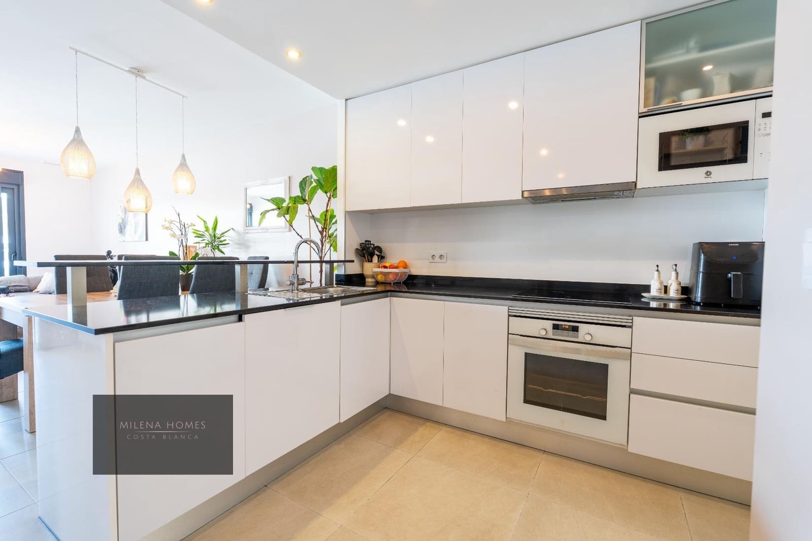 3 bedroom Apartment for sale in La Zenia with pool - € 515,000 (Ref: 9720062)