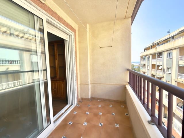 2 quarto Apartamento para venda em Parque de las Naciones, Torrevieja - 130 000 € (Ref: 9720076)