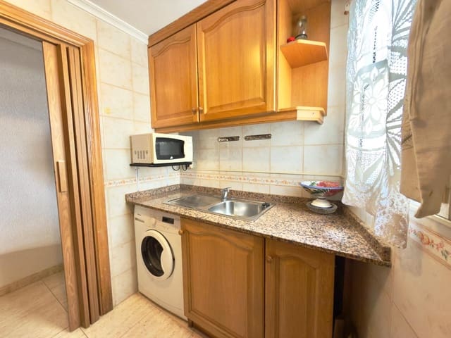 2 quarto Apartamento para venda em Parque de las Naciones, Torrevieja - 130 000 € (Ref: 9720076)