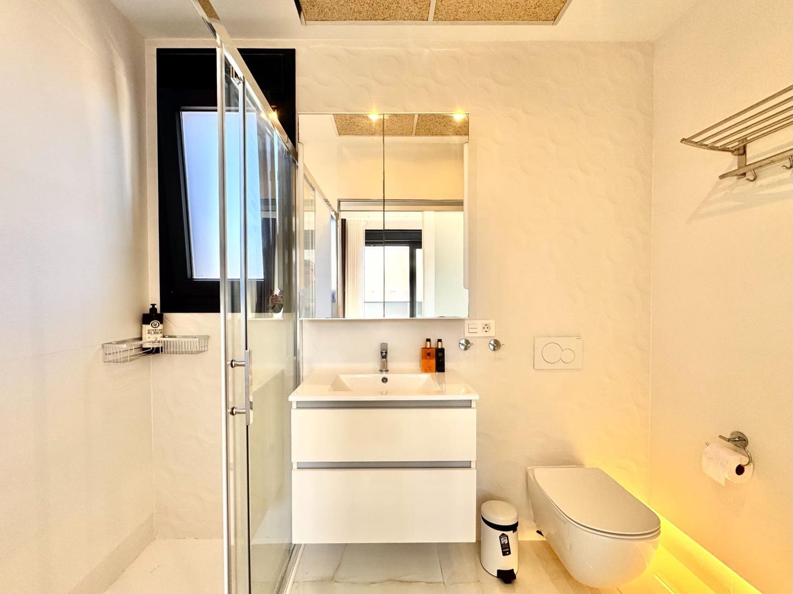 4 slaapkamer Villa te koop in Orihuela Costa met zwembad - € 750.000 (Ref: 9720077)