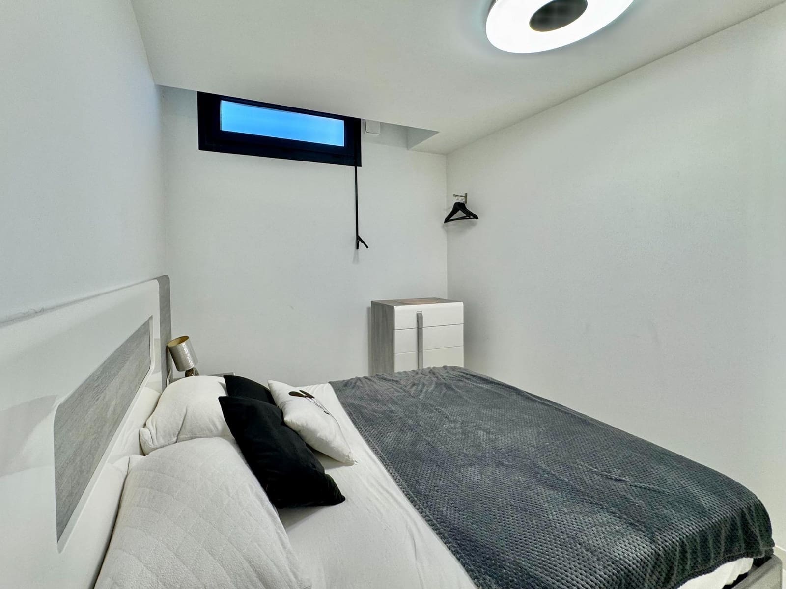 4 slaapkamer Villa te koop in Orihuela Costa met zwembad - € 750.000 (Ref: 9720077)