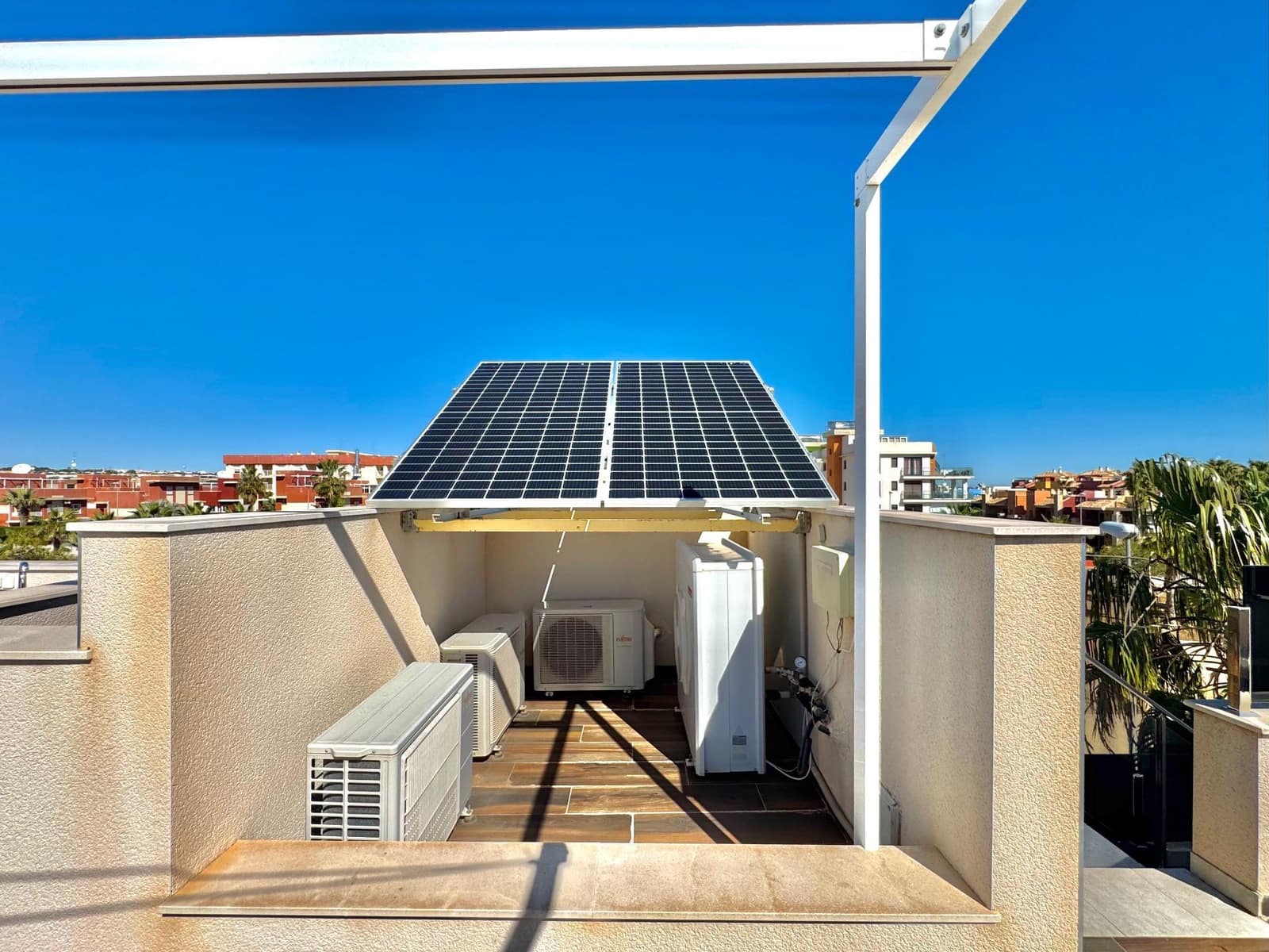 4 slaapkamer Villa te koop in Orihuela Costa met zwembad - € 750.000 (Ref: 9720077)