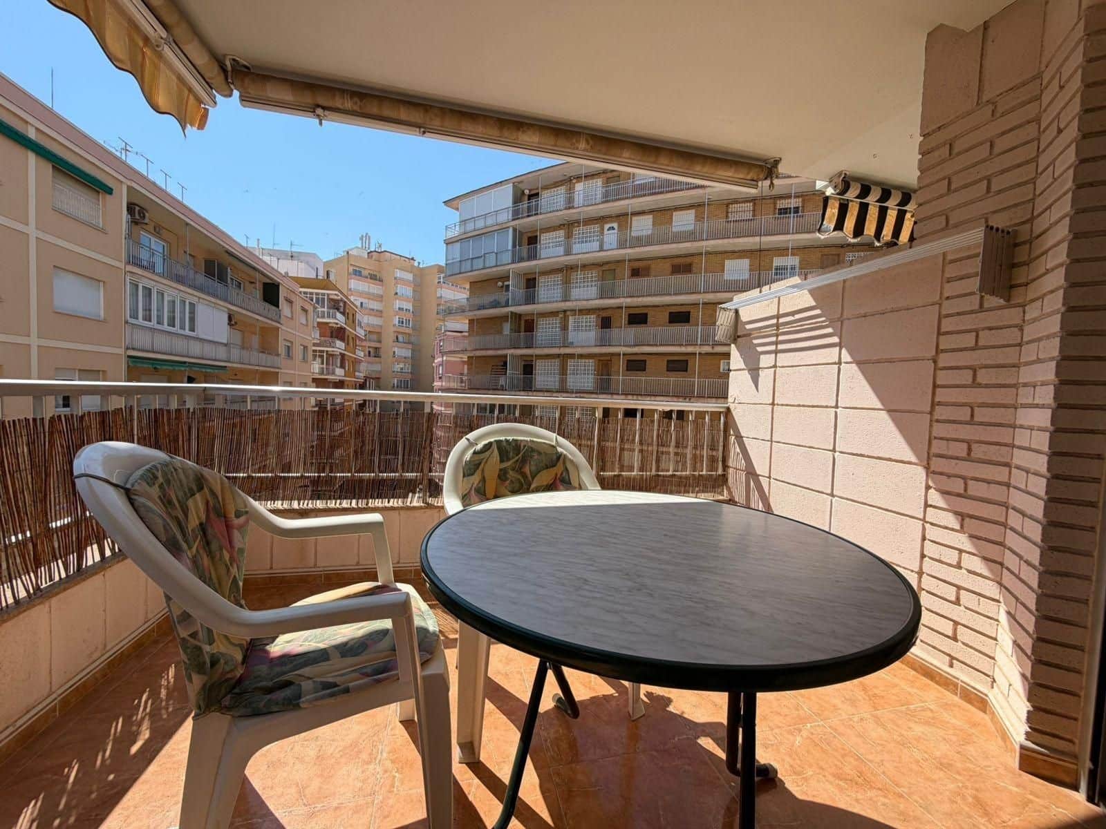 3 Zimmer Apartment zu verkaufen in Torrevieja - 215.000 € (Ref: 9720078)