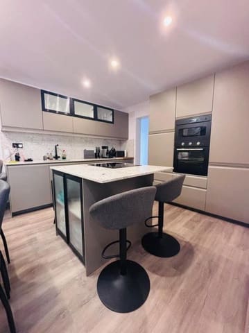 4 Zimmer Haus zu verkaufen in San Miguel de Salinas - 180.000 € (Ref: 9720095)