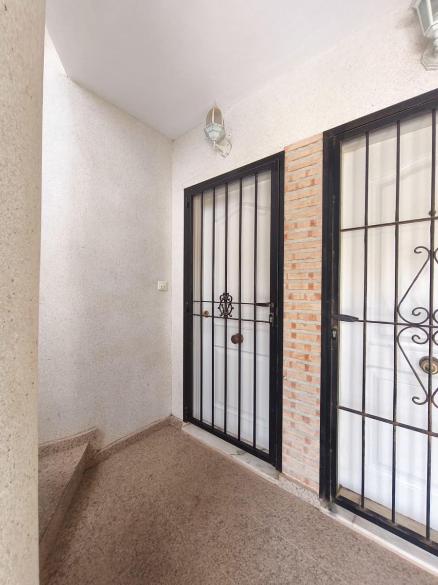 2 bedroom Apartment for sale in Orihuela Costa with pool - € 159,000 (Ref: 9732235)