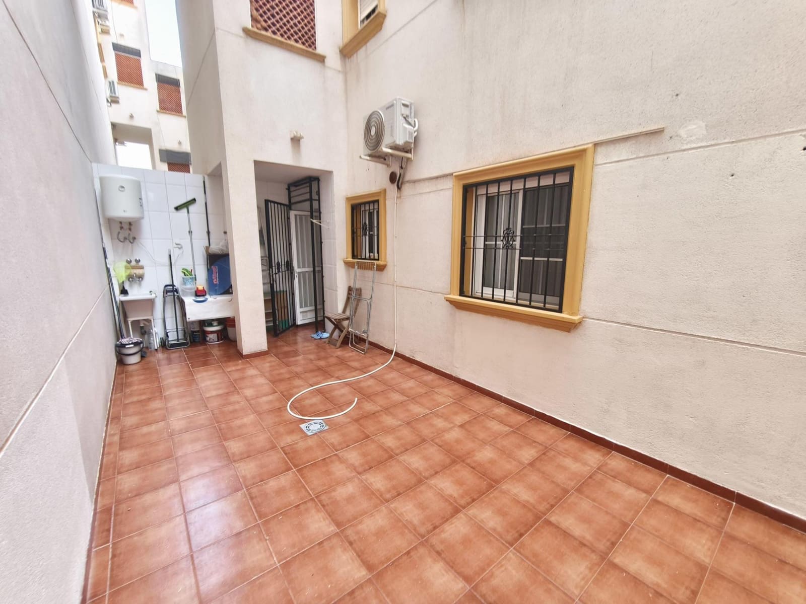 2 bedroom Apartment for sale in Orihuela Costa with pool - € 159,000 (Ref: 9732235)