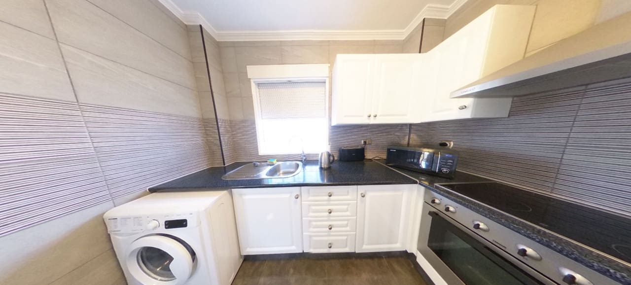 5 soveværelse Villa til salg i La Zenia med swimmingpool - € 359.995 (Ref: 9732241)