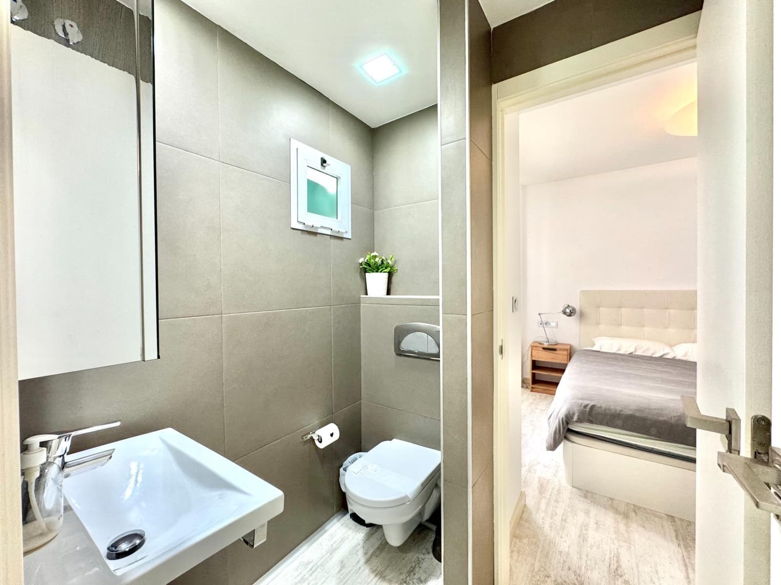 3 bedroom Apartment for sale in Torrevieja - € 360,000 (Ref: 9732255)