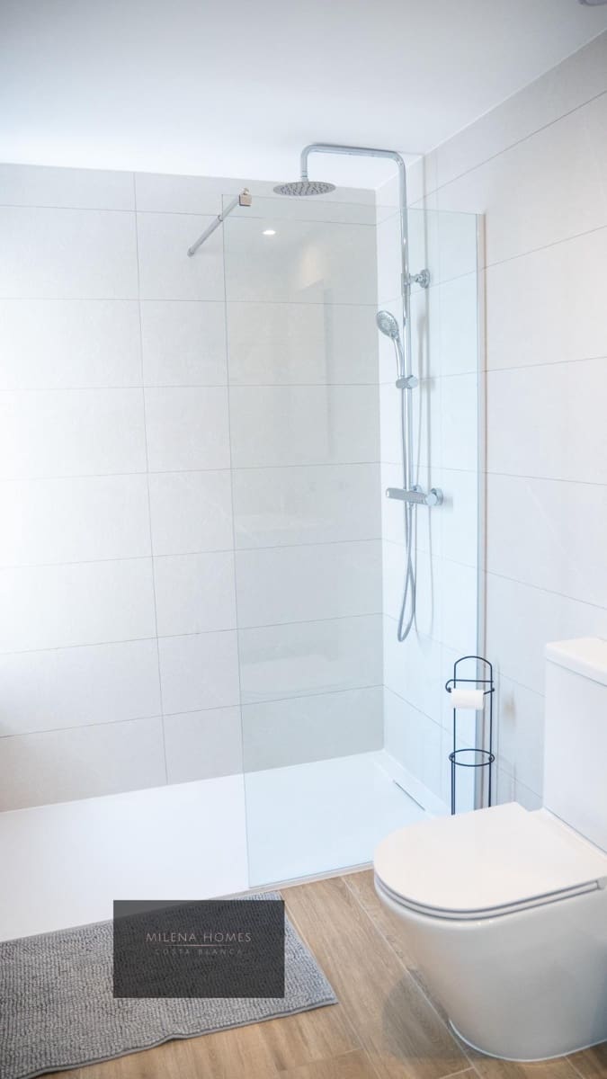 2 slaapkamer Appartement te koop in Orihuela Costa met zwembad - € 559.000 (Ref: 9732278)