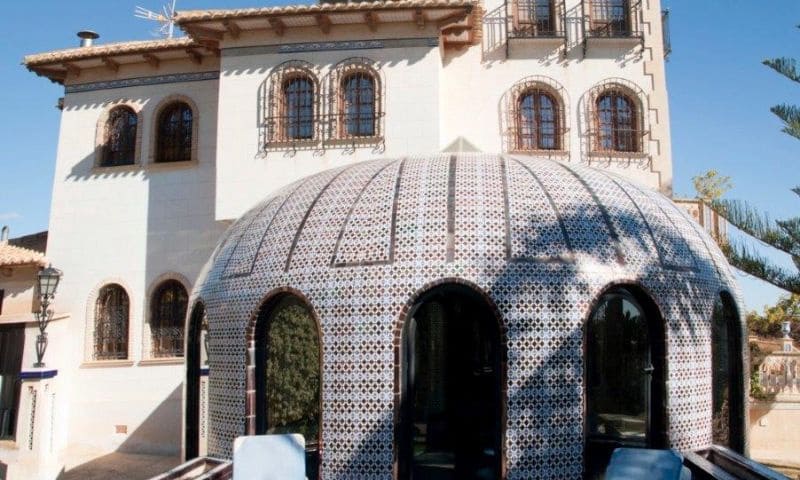 5 bedroom Villa for sale in Villamartin with garage - € 3,200,000 (Ref: 9732290)