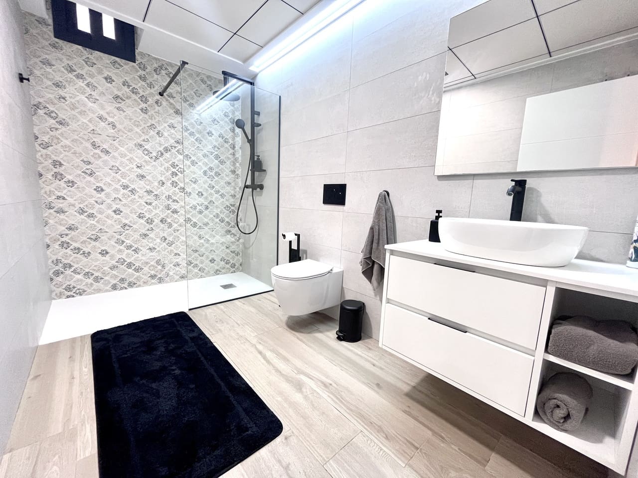 4 bedroom Villa for sale in Orihuela Costa - € 794,950 (Ref: 9732292)