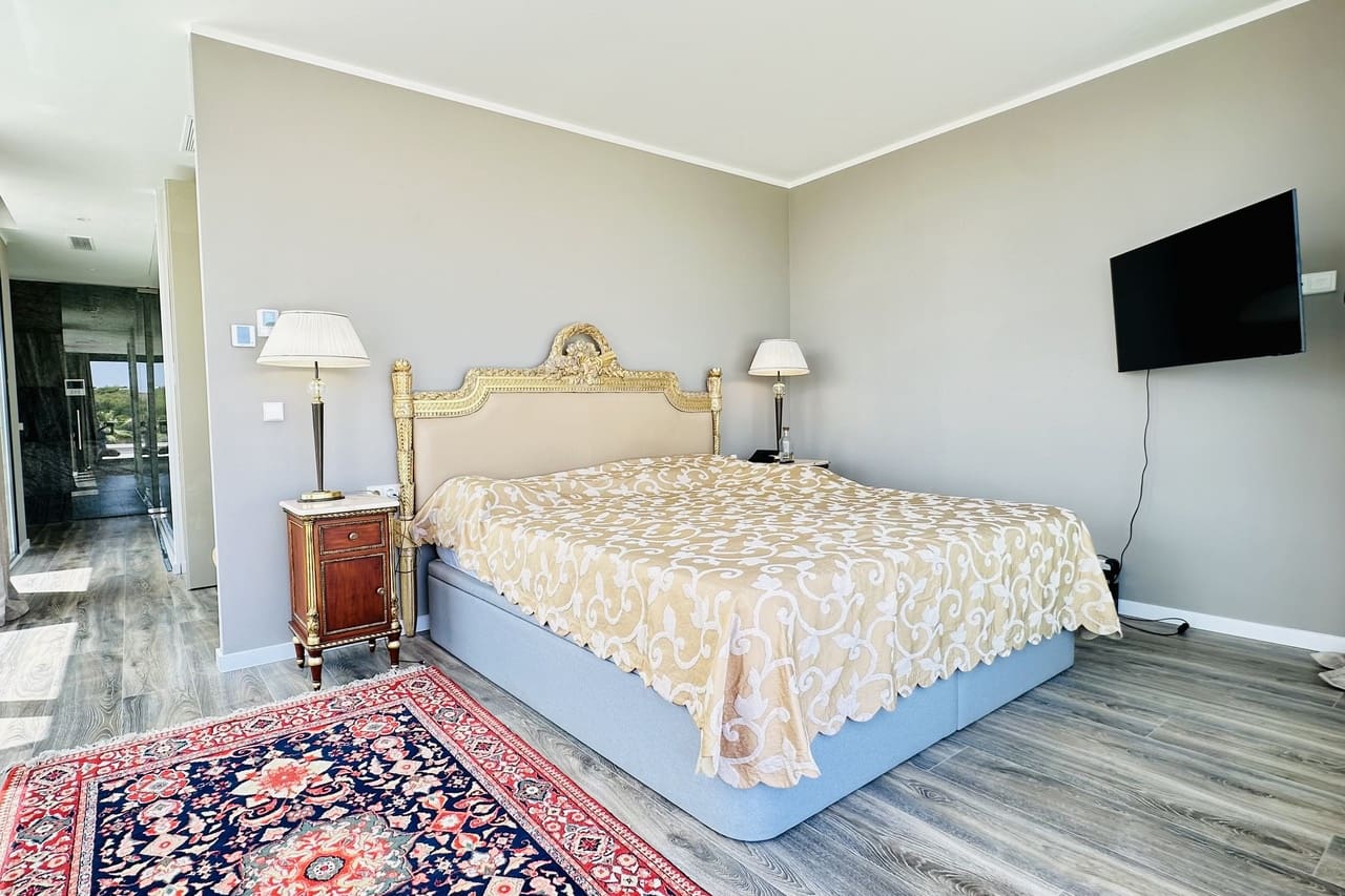 6 bedroom Villa for sale in Las Colinas Golf with garage - € 2,195,000 (Ref: 9732298)