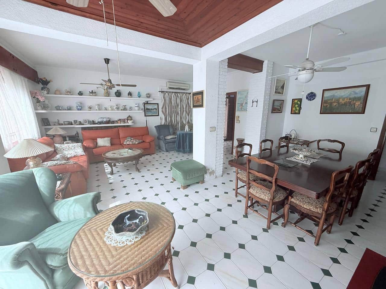 4 bedroom Villa for sale in Campoamor - € 799,000 (Ref: 9732299)