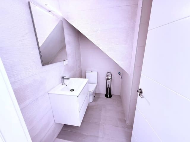 3 Zimmer Doppelhaus zu verkaufen in Las Filipinas - 169.999 € (Ref: 9732324)