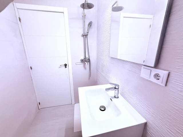 3 Zimmer Doppelhaus zu verkaufen in Las Filipinas - 169.999 € (Ref: 9732324)