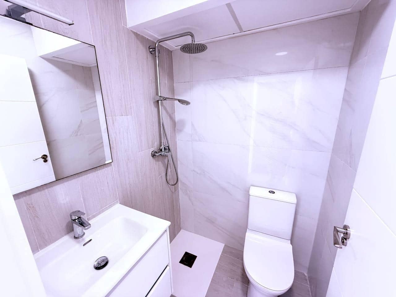 3 slaapkamer Halfvrijstaande villa te koop in Filipinas - € 169.999 (Ref: 9732324)