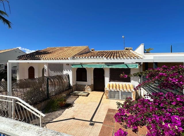 Adosado de 3 habitaciones en Lomas de Cabo Roig - Los Dolses, Orihuela en venta - 280.000 € (Ref: 9732328)