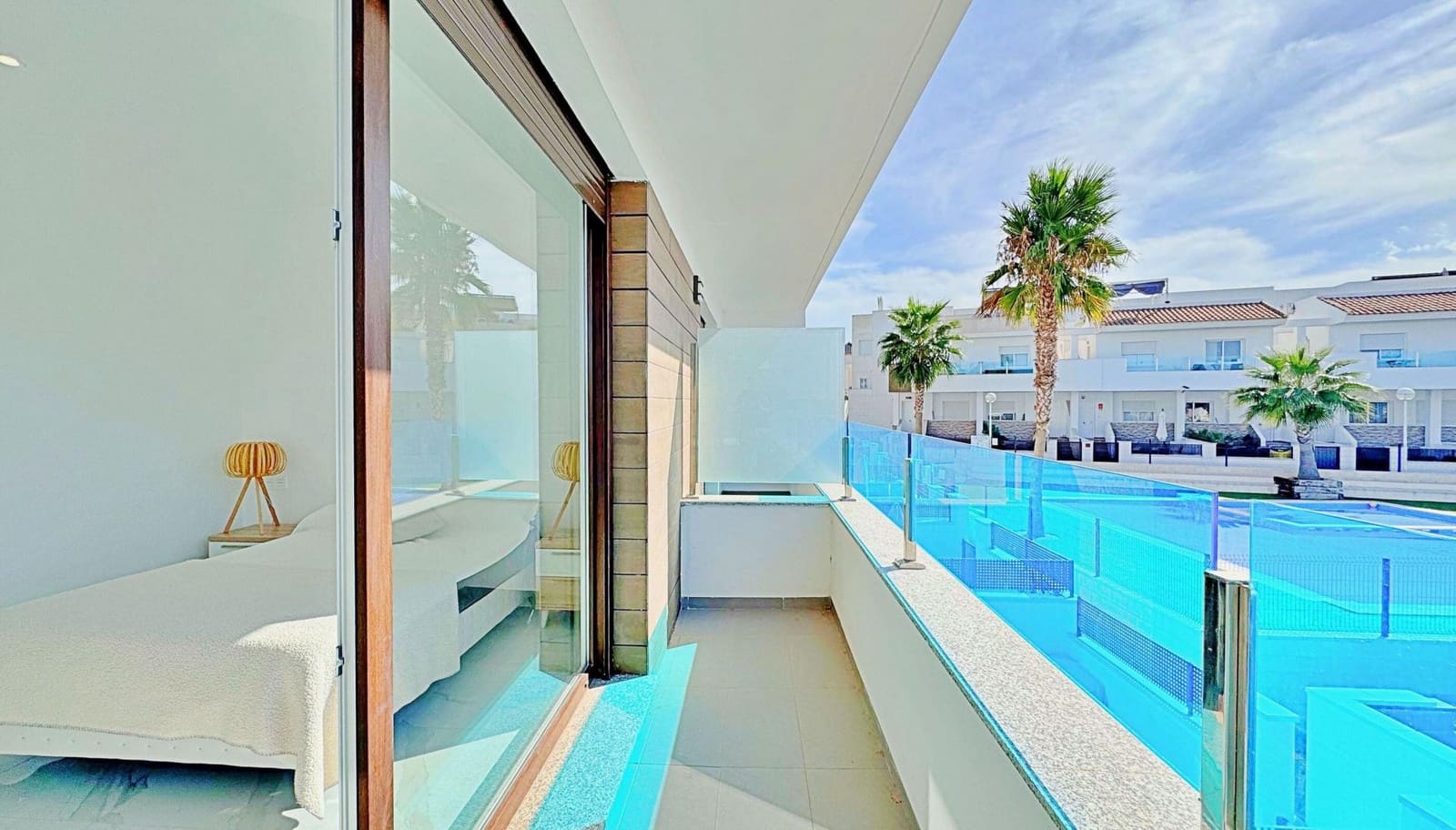 3 chambre Villa/Maison Mitoyenne à vendre à La Siesta - 326 000 € (Ref: 9732341)