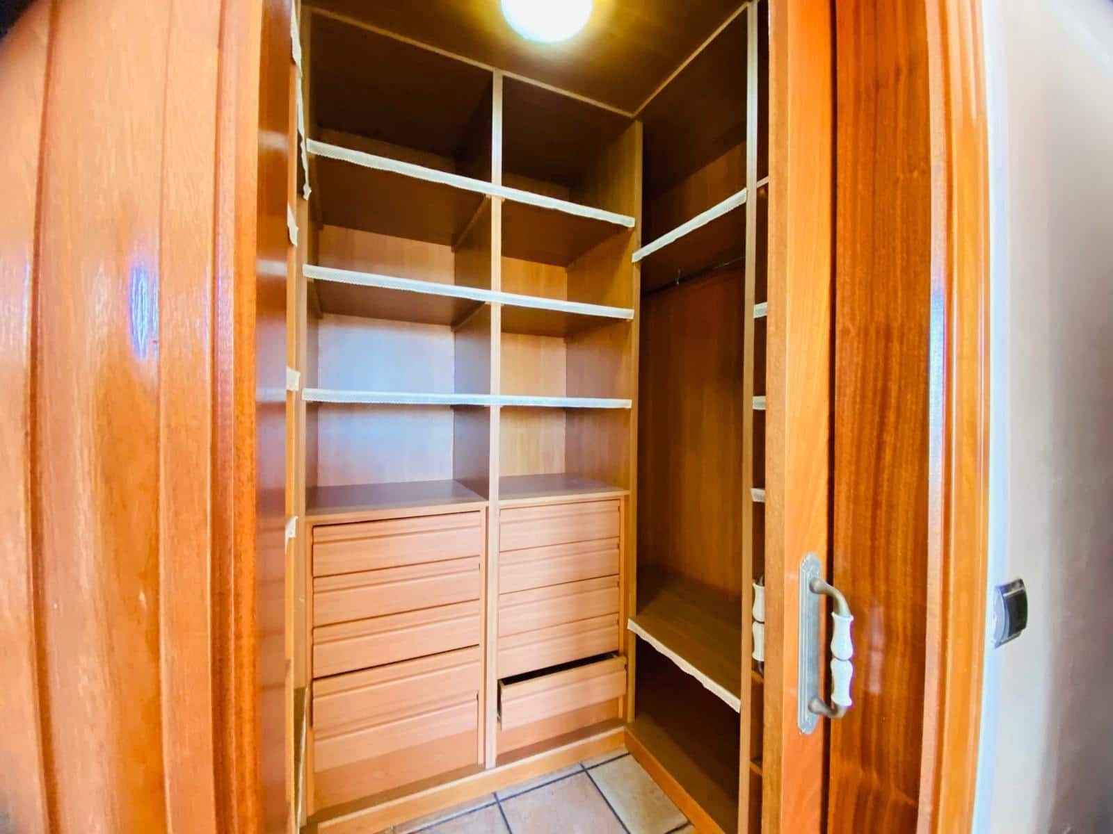 2 slaapkamer Villa te koop in La Florida met zwembad - € 819.900 (Ref: 9732350)