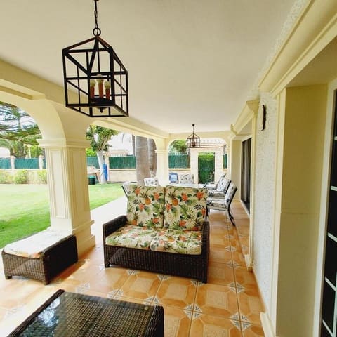 7 soverom Villa til salgs i Lomas de Cabo Roig - Los Dolses, Orihuela med svømmebasseng - € 1 535 000 (Ref: 9732353)